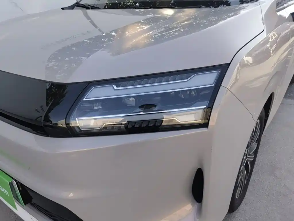 Wuling Xingguang 730 New Energy — фото 24