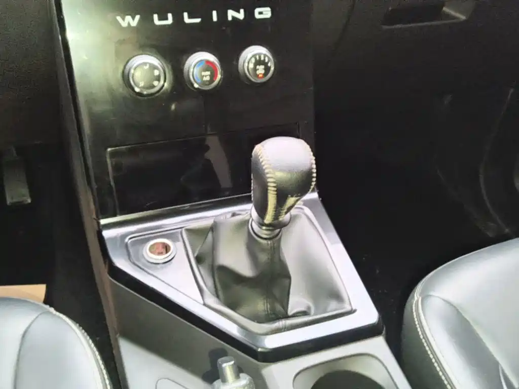 Wuling Hongguang PLUS — фото 14