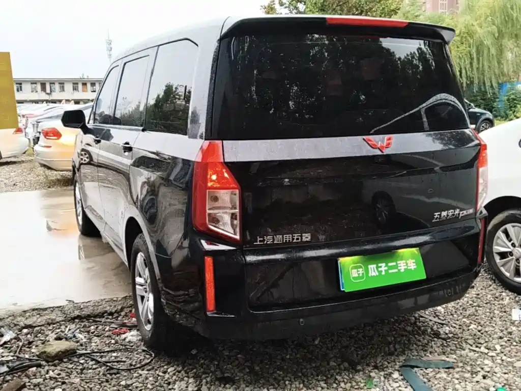 Wuling Hongguang PLUS — фото 5