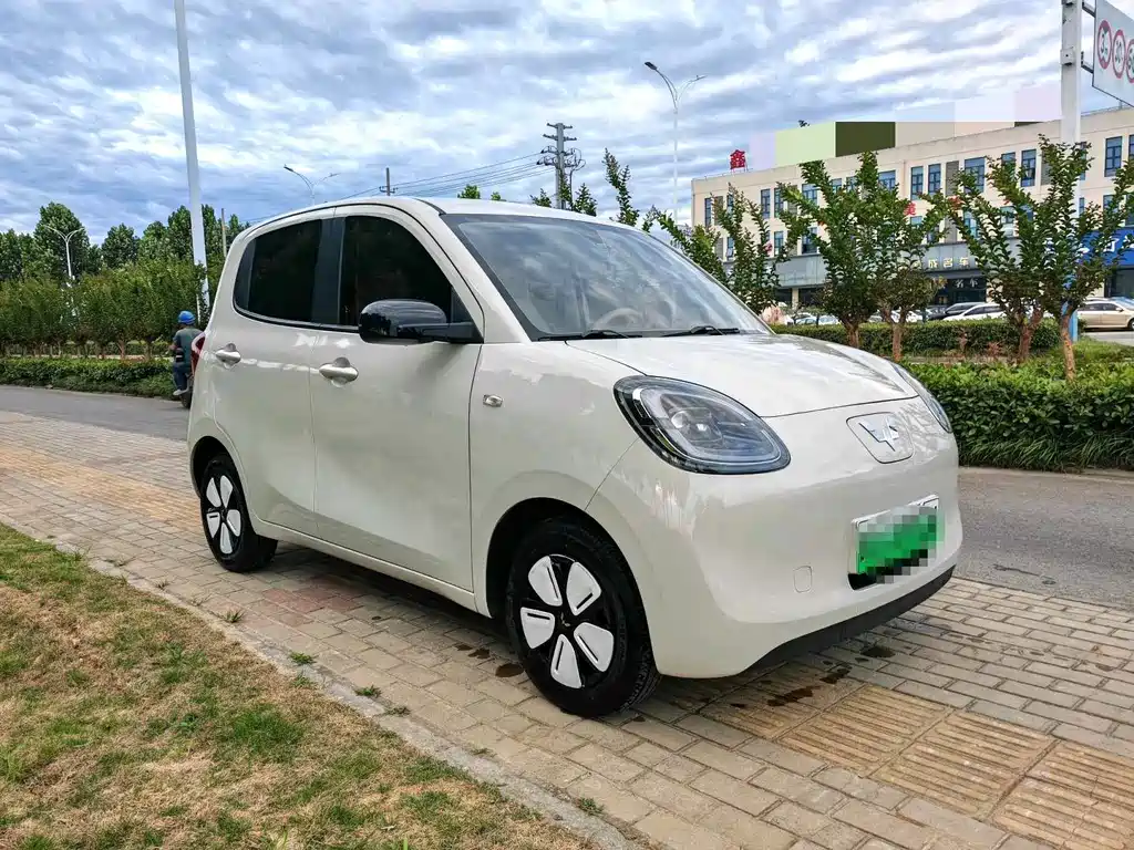 Wuling MINIEV — фото 3