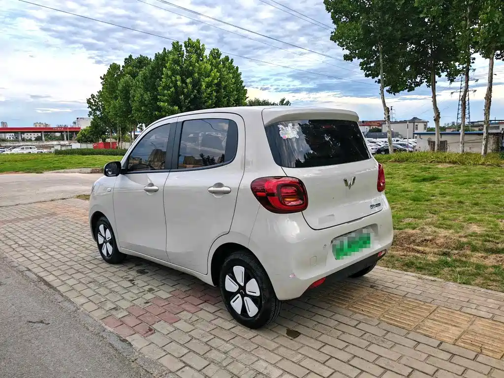 Wuling MINIEV — фото 9