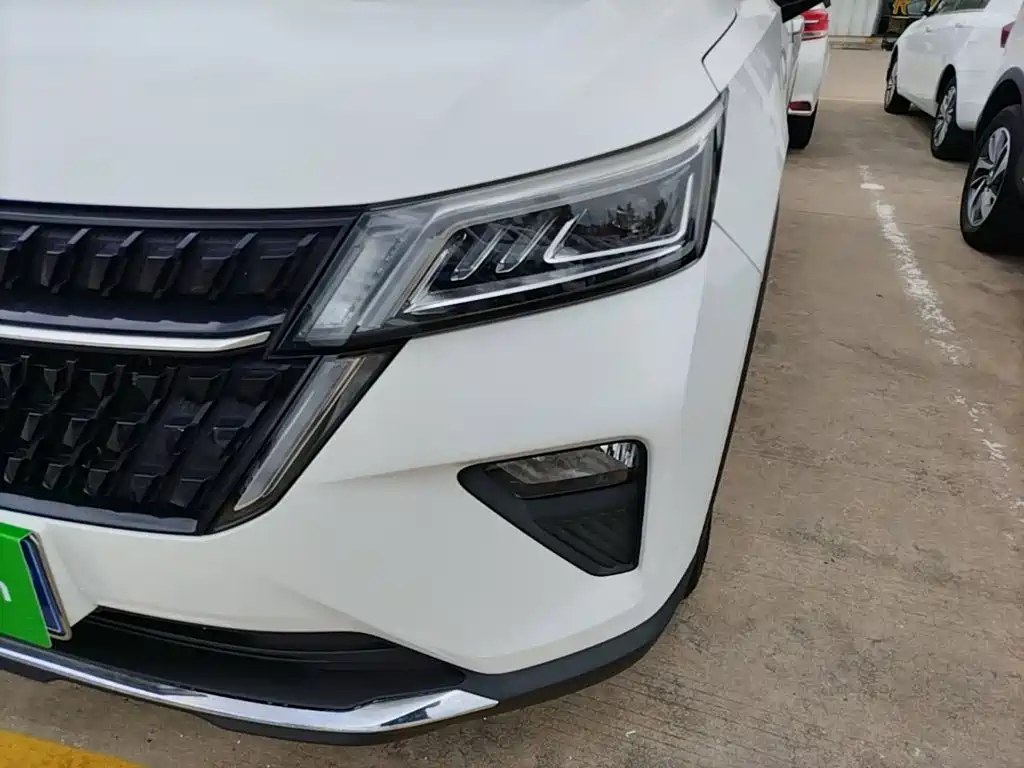 Wuling Xingchen — фото 24