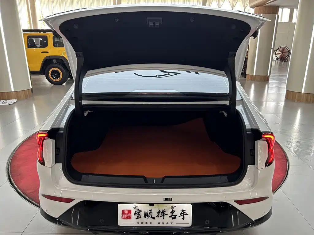 Wuling Xingguang — фото 10