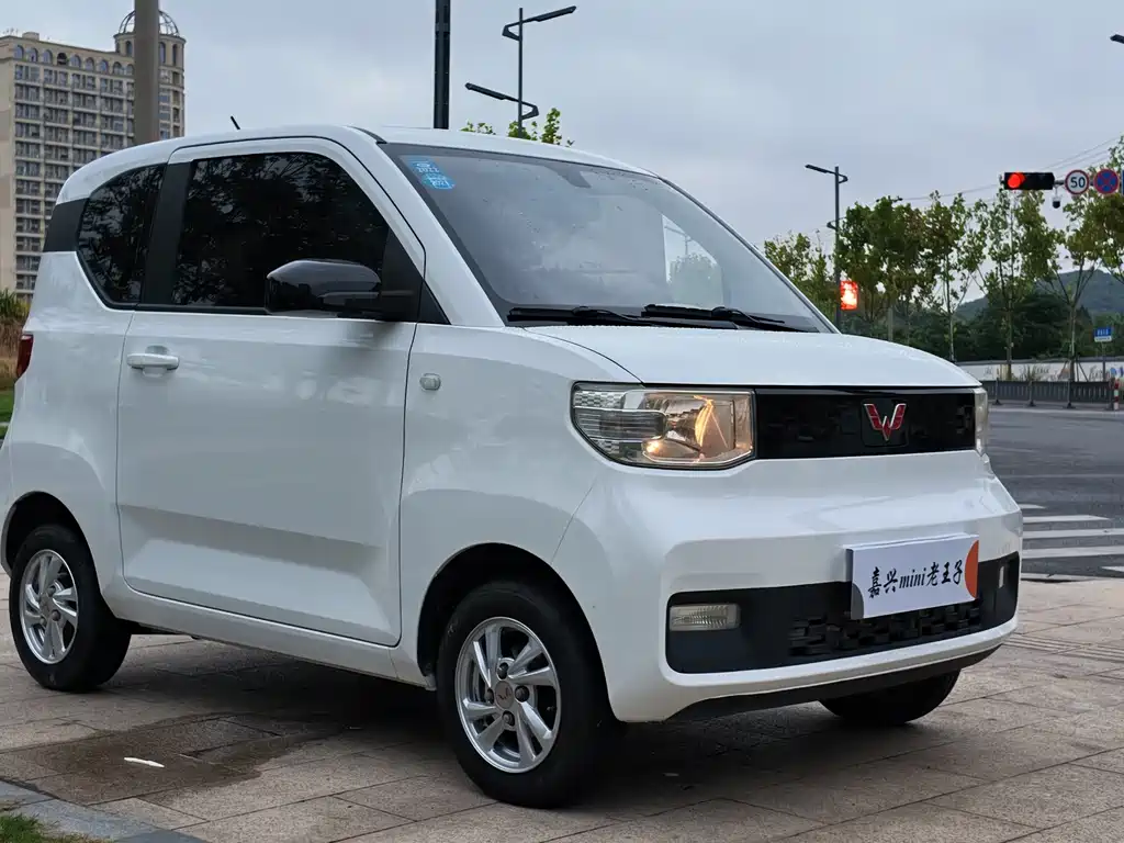 Wuling MINIEV — фото 8