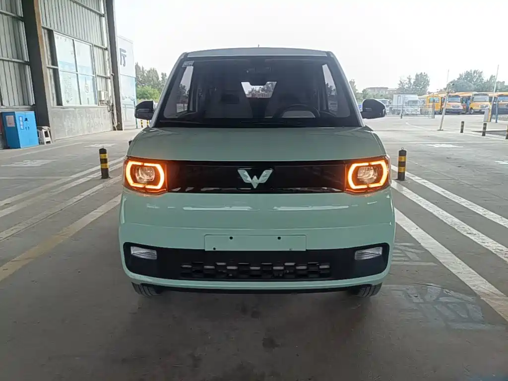Wuling MINIEV — фото 3