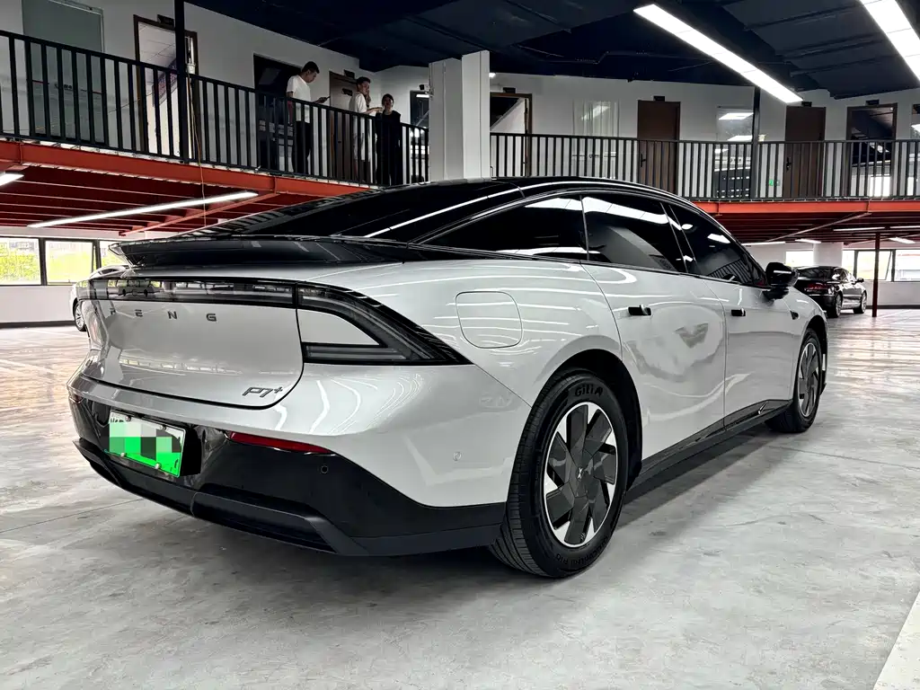 XPeng P7+ — фото 17