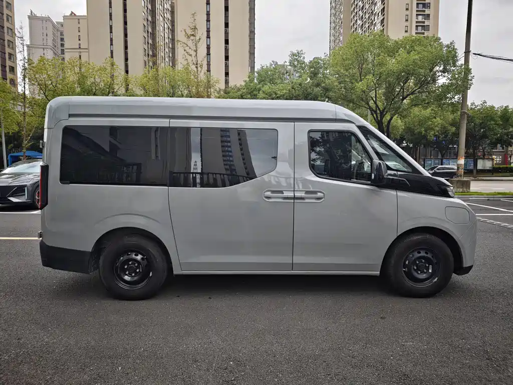 Yuan Cheng Yuan Cheng Super VAN — фото 4