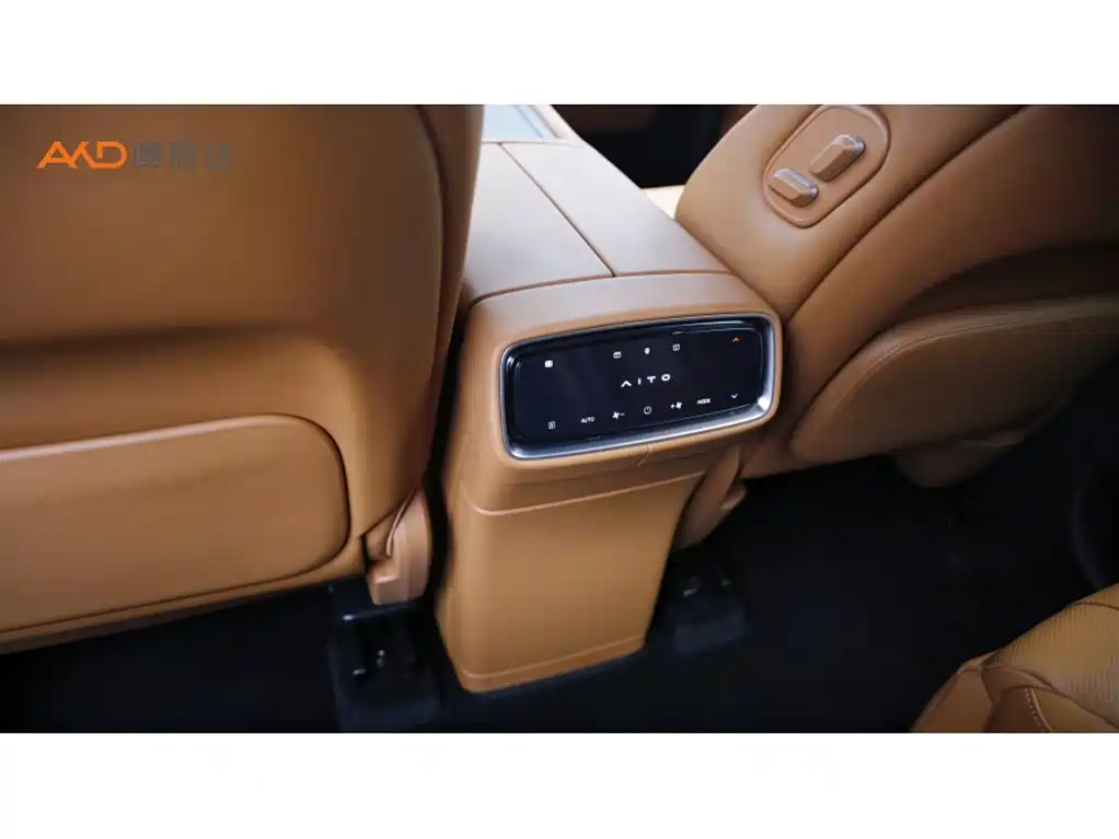 AITO AITO M9 — фото 10
