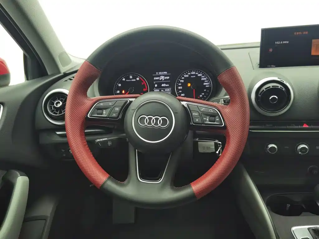 Audi A3 — фото 11