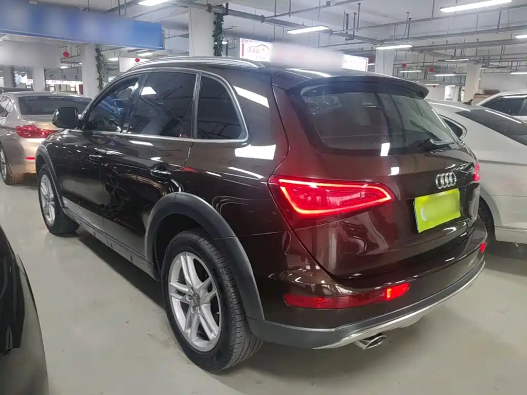 Audi Q5 — фото 5