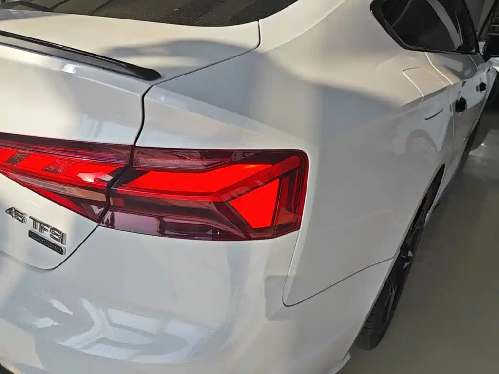 Audi A5 (Import) — фото 8