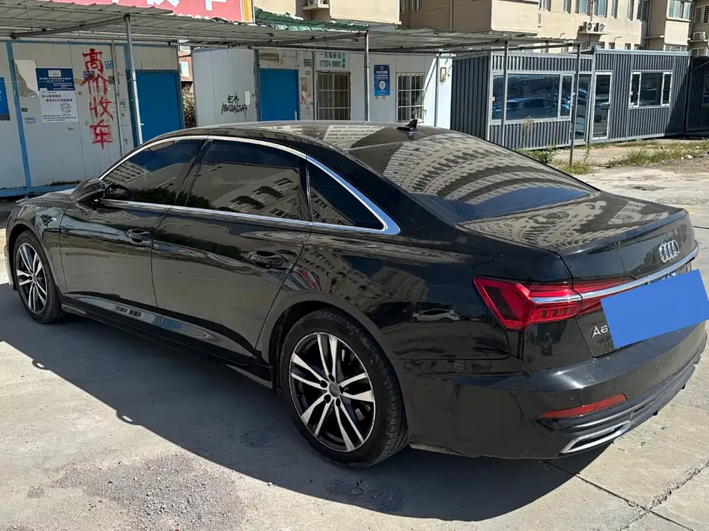 Audi A6L — фото 7