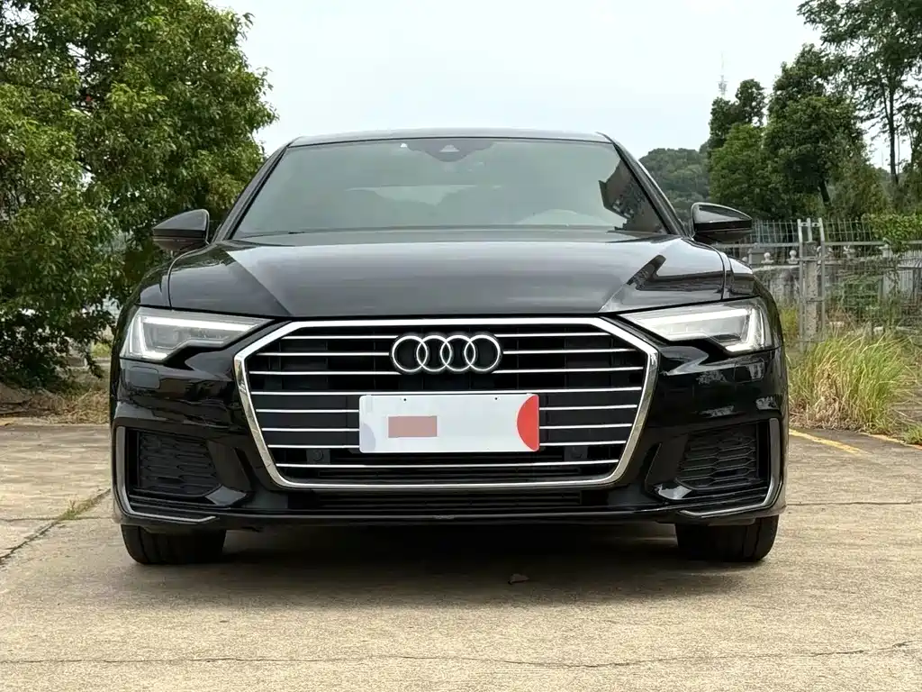 Audi A6L — фото 2