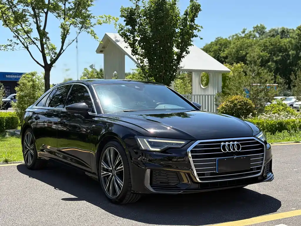 Audi A6L — фото 2