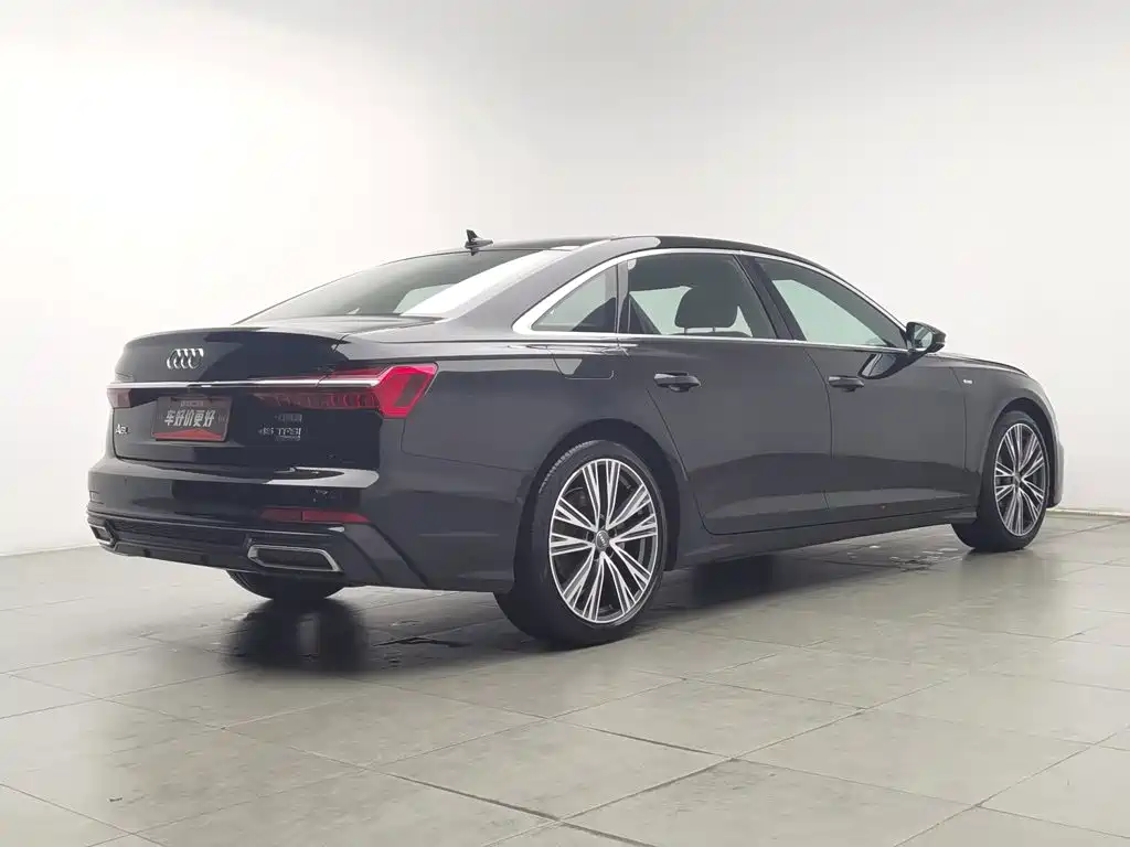 Audi A6L — фото 2