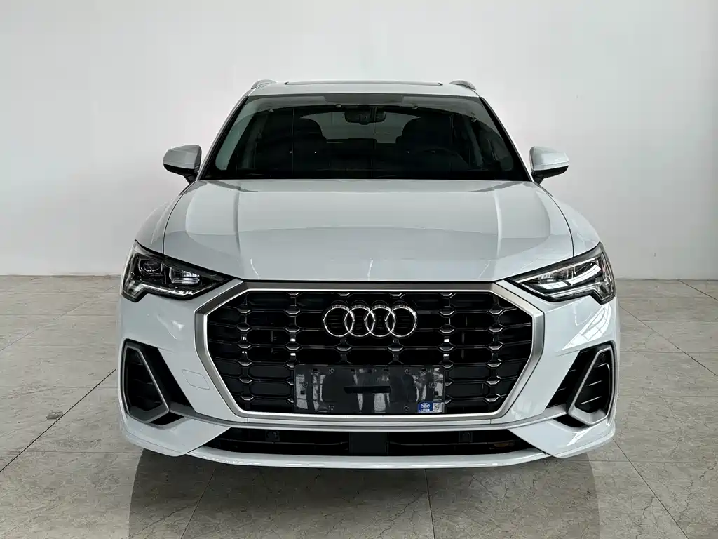 Audi Q3 — фото 2