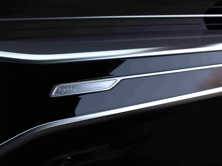 Audi A6L — фото 10