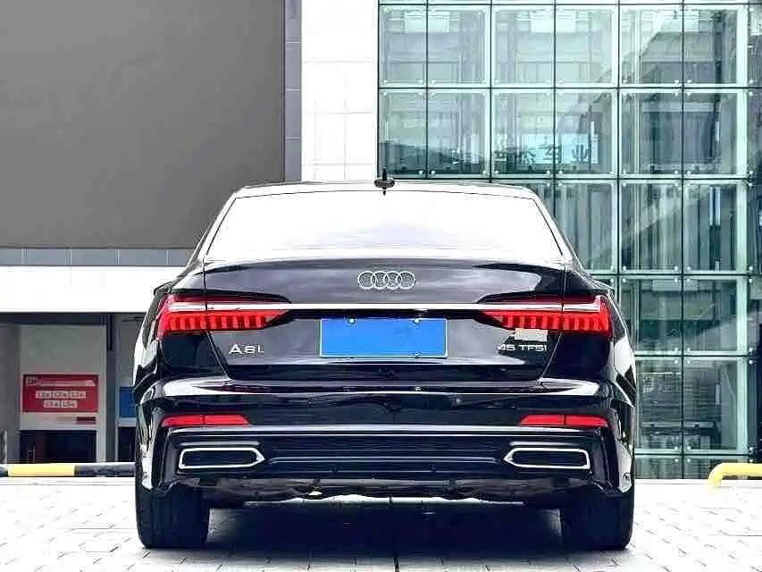 Audi A6L — фото 6