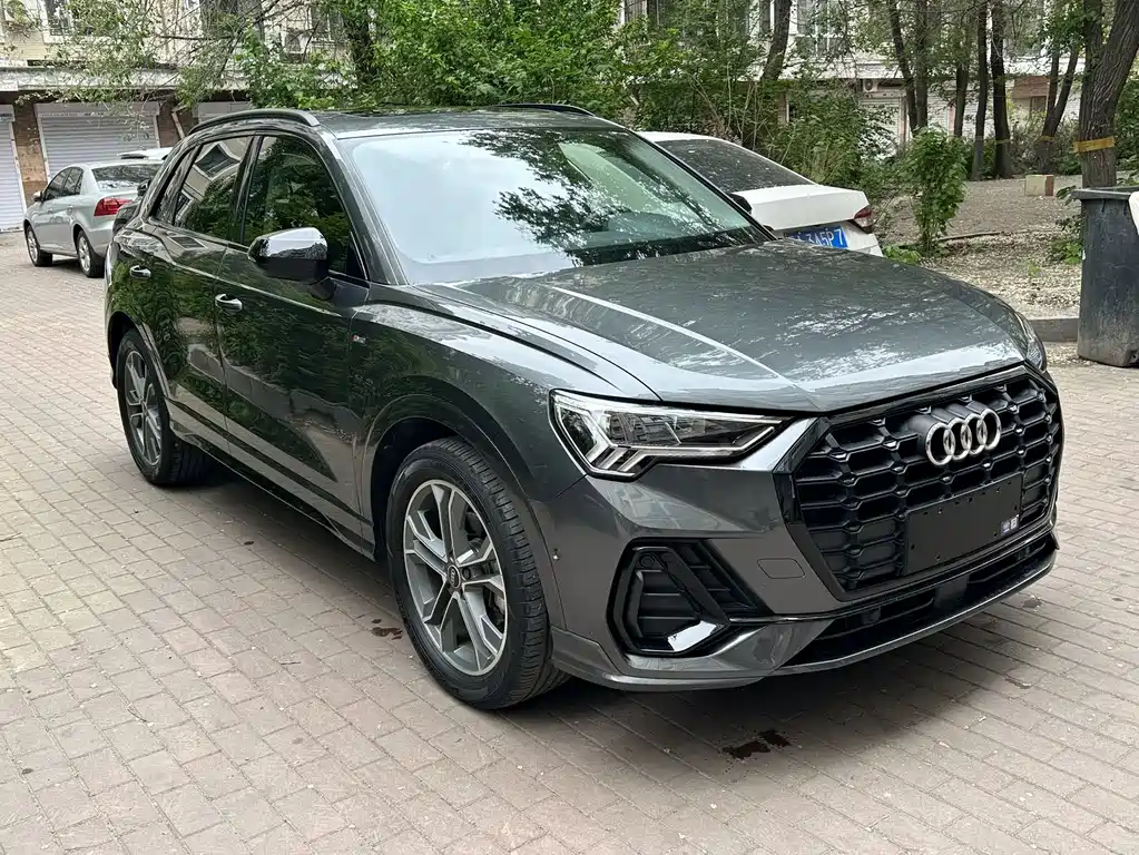 Audi Q3 — фото 3