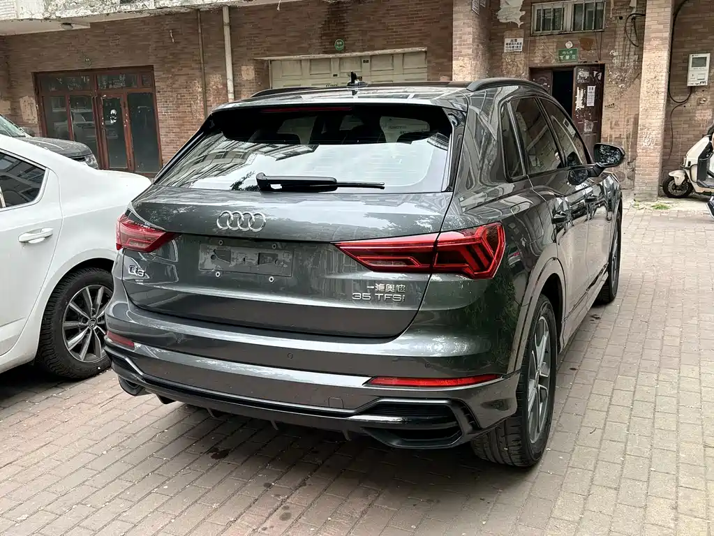 Audi Q3 — фото 4