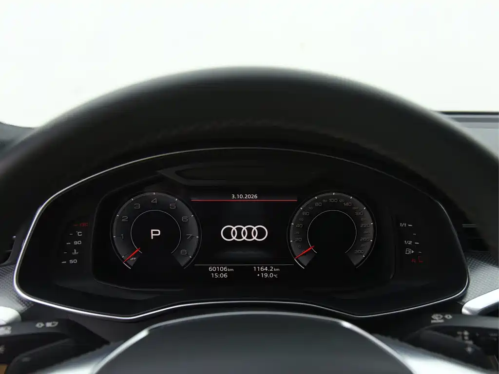 Audi A6L — фото 10