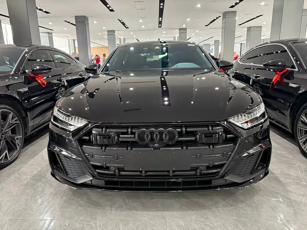 Audi A7L — фото 2