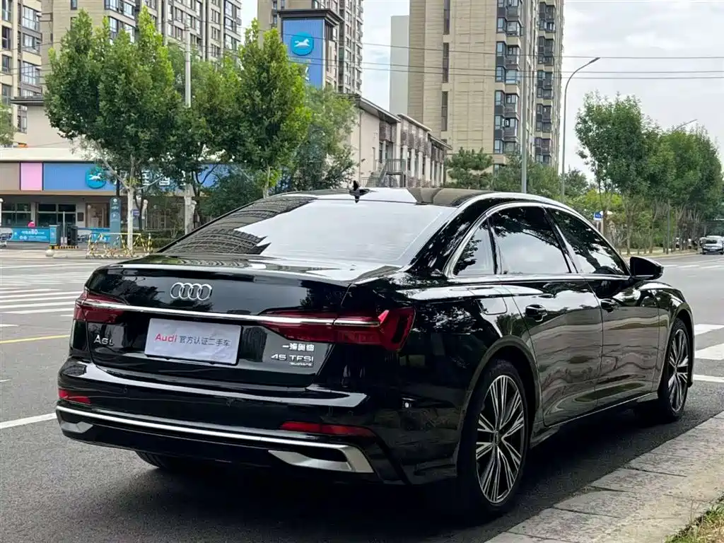 Audi A6L — фото 4