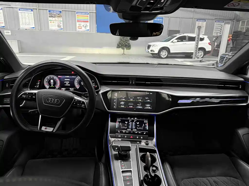 Audi A6L — фото 5