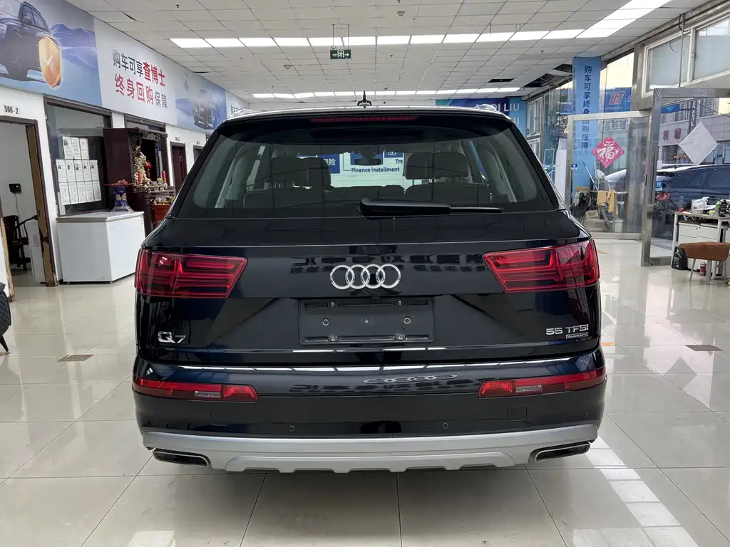 Audi Q7 — фото 4