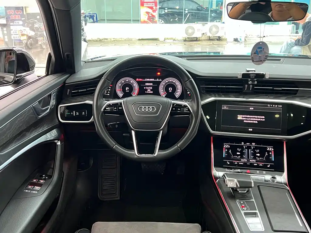 Audi A6L — фото 10