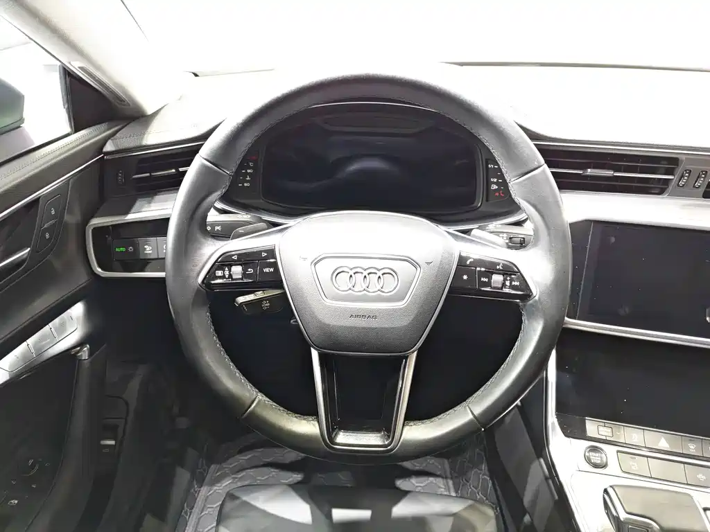Audi A7 — фото 8