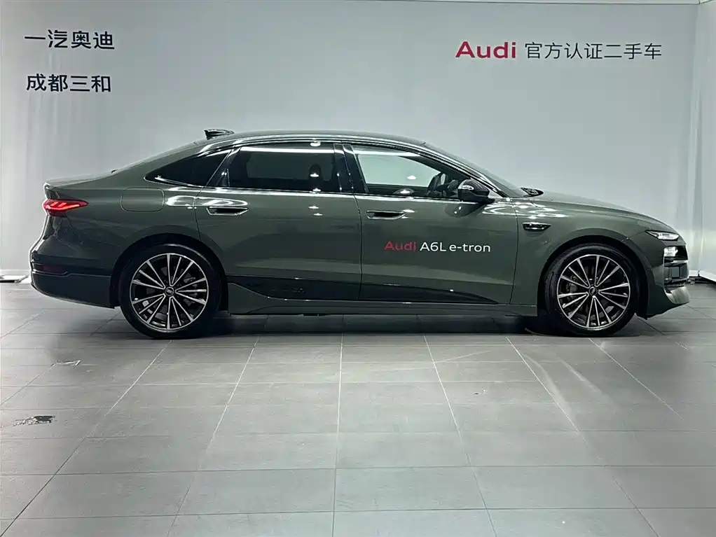Audi A6L e-tron — фото 3