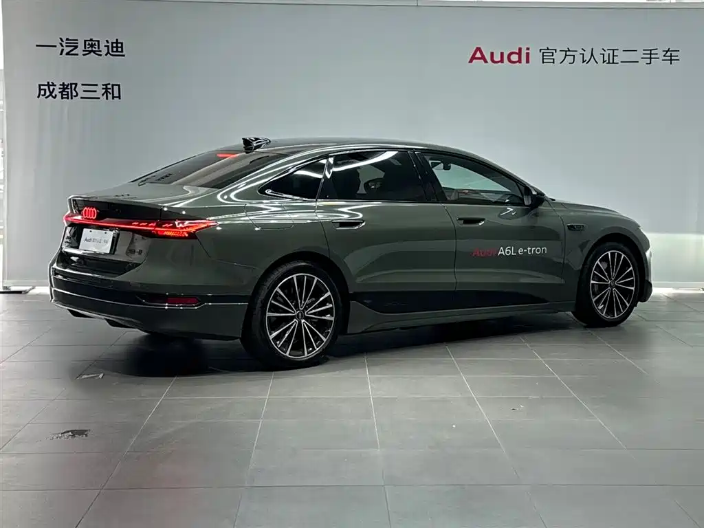 Audi A6L e-tron — фото 4
