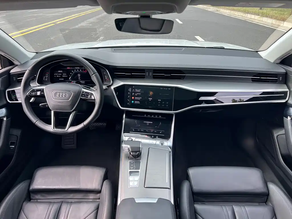 Audi A7 — фото 10