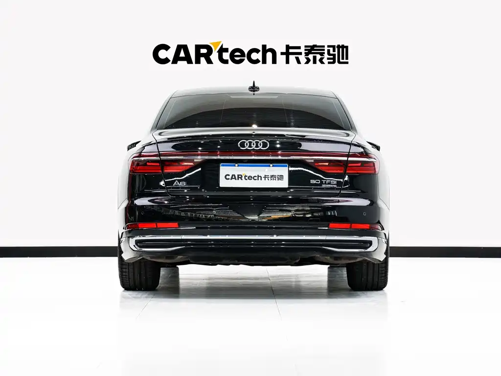 Audi A8 — фото 5