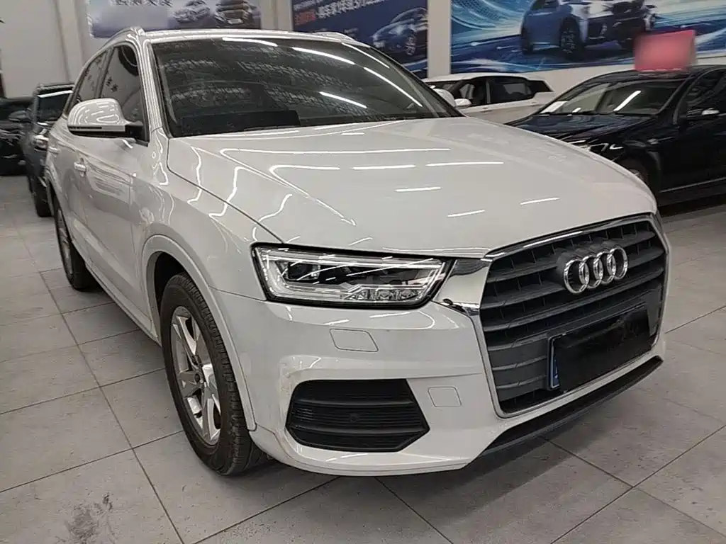 Audi Q3 — фото 4