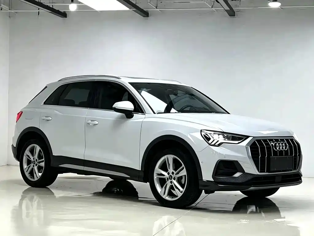Audi Q3 — фото 3