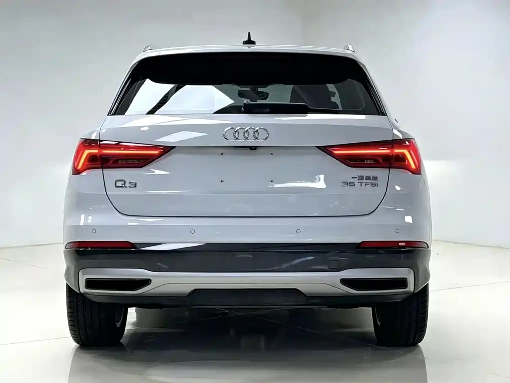 Audi Q3 — фото 5