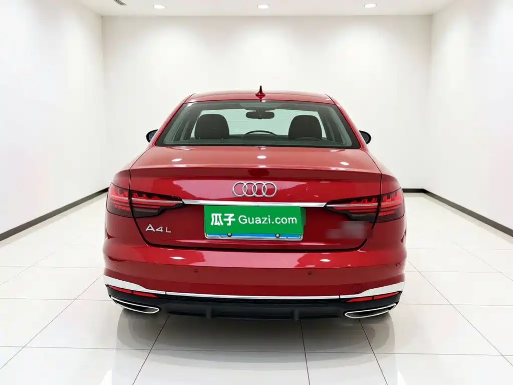 Audi A4L — фото 5