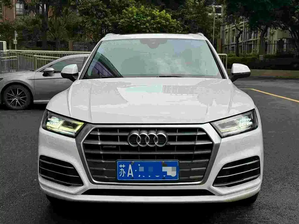 Audi Q5L — фото 3