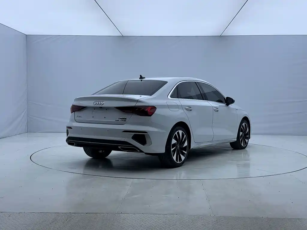 Audi A3 — фото 6