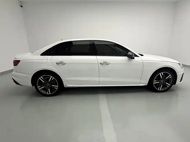 Audi A4L — фото 3
