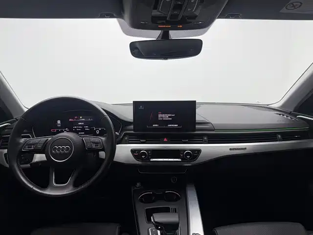 Audi A4L — фото 5