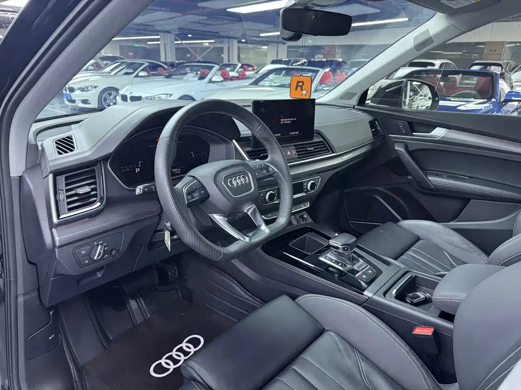 Audi Q5L — фото 4