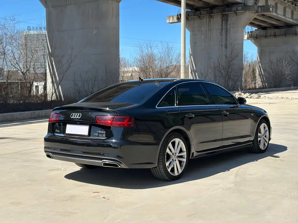 Audi A6L — фото 5