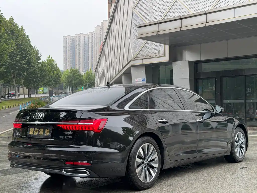 Audi A6L — фото 4