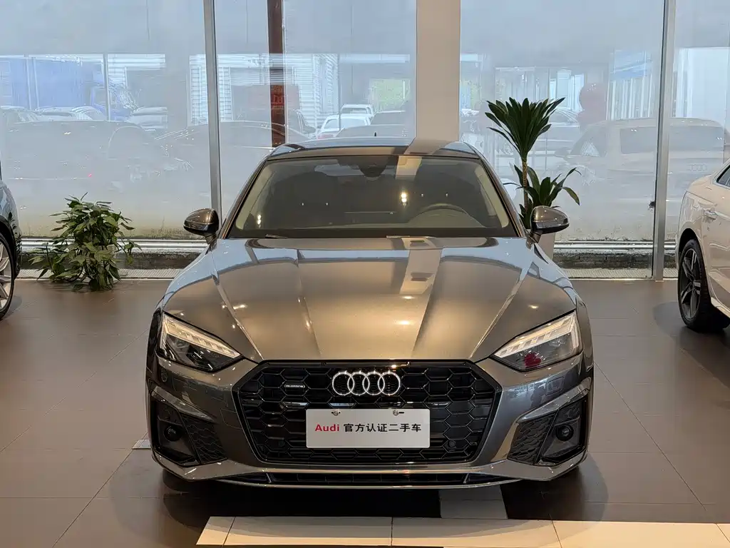 Audi A5 (Import) — фото 2