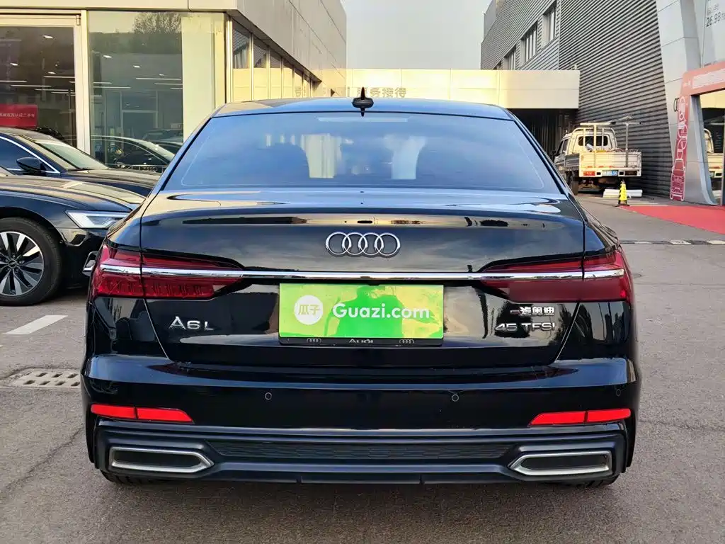 Audi A6L — фото 6