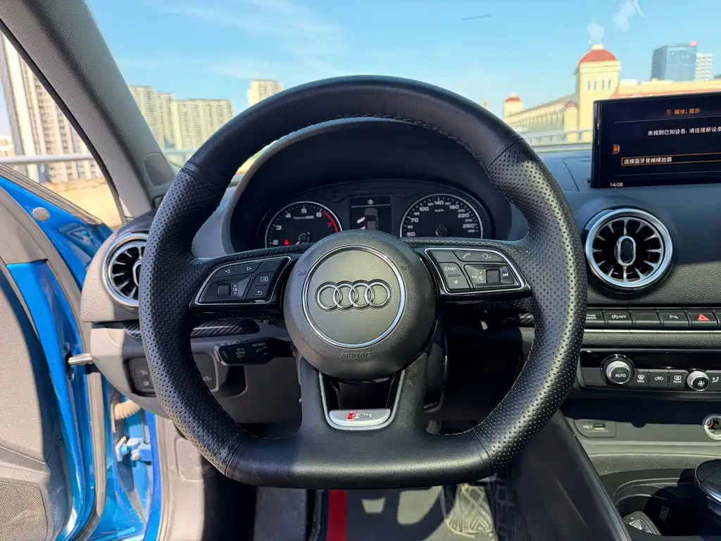 Audi A3 — фото 9