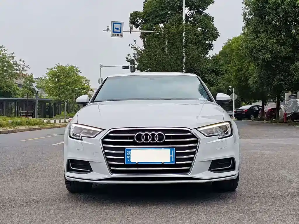Audi A3 — фото 2
